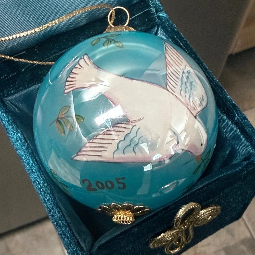 Pier 1 Li Bien 2005 Traditional Doves Glass Ornament Hand Painted Teal Boxed